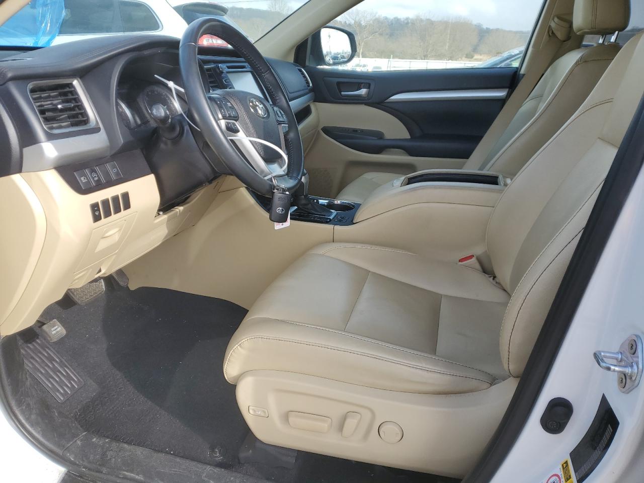 2019 Toyota Highlander - Image 7