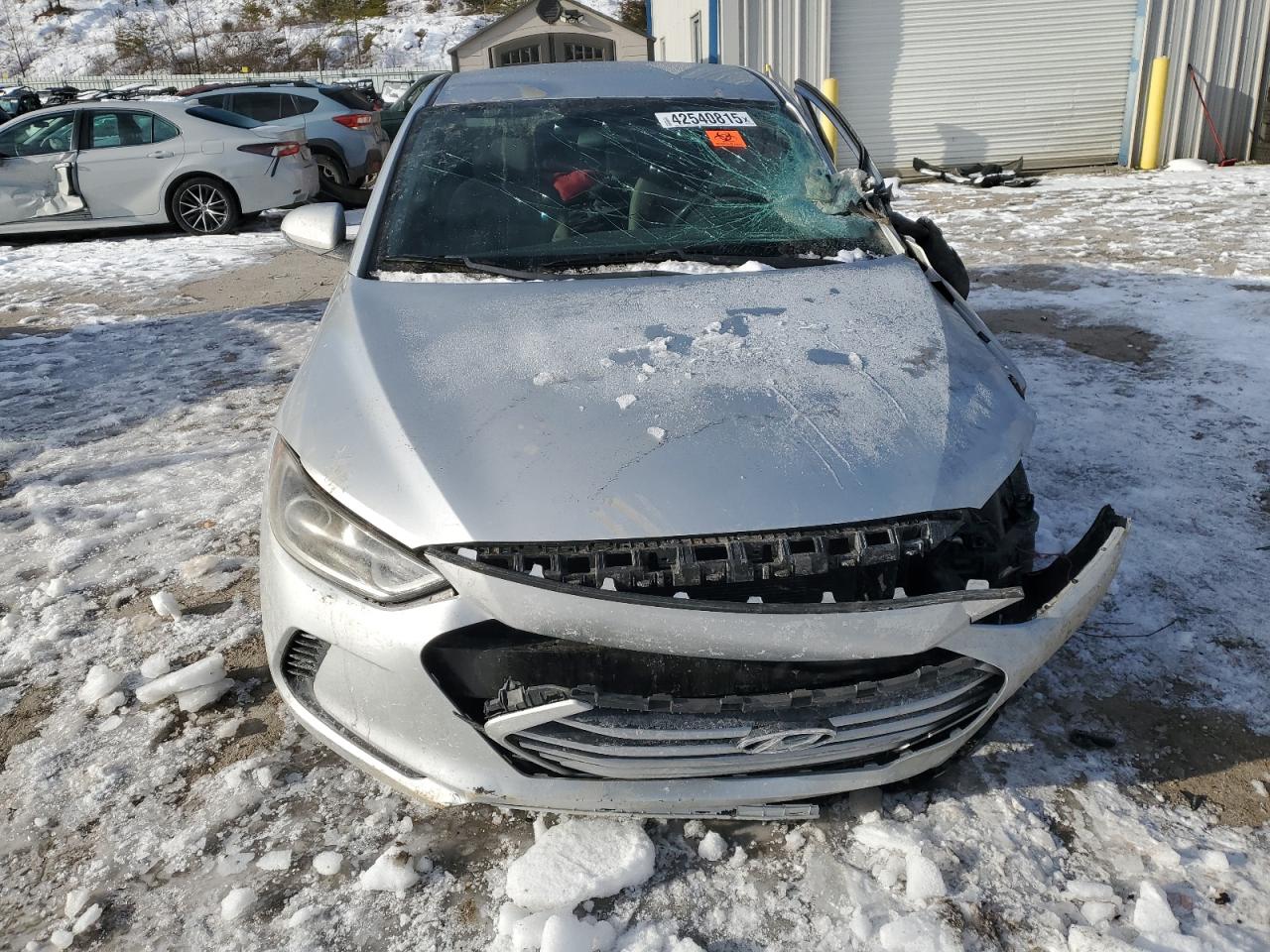 2018 Hyundai Elantra - Image 5
