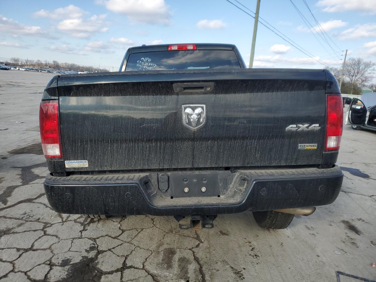 2016 RAM 1500 - Image 6
