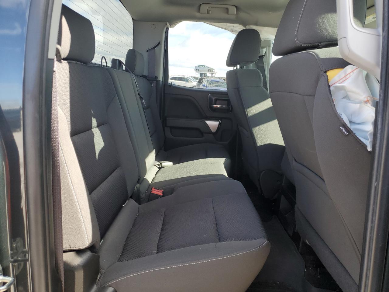 2017 Chevrolet Silverado - Image 10