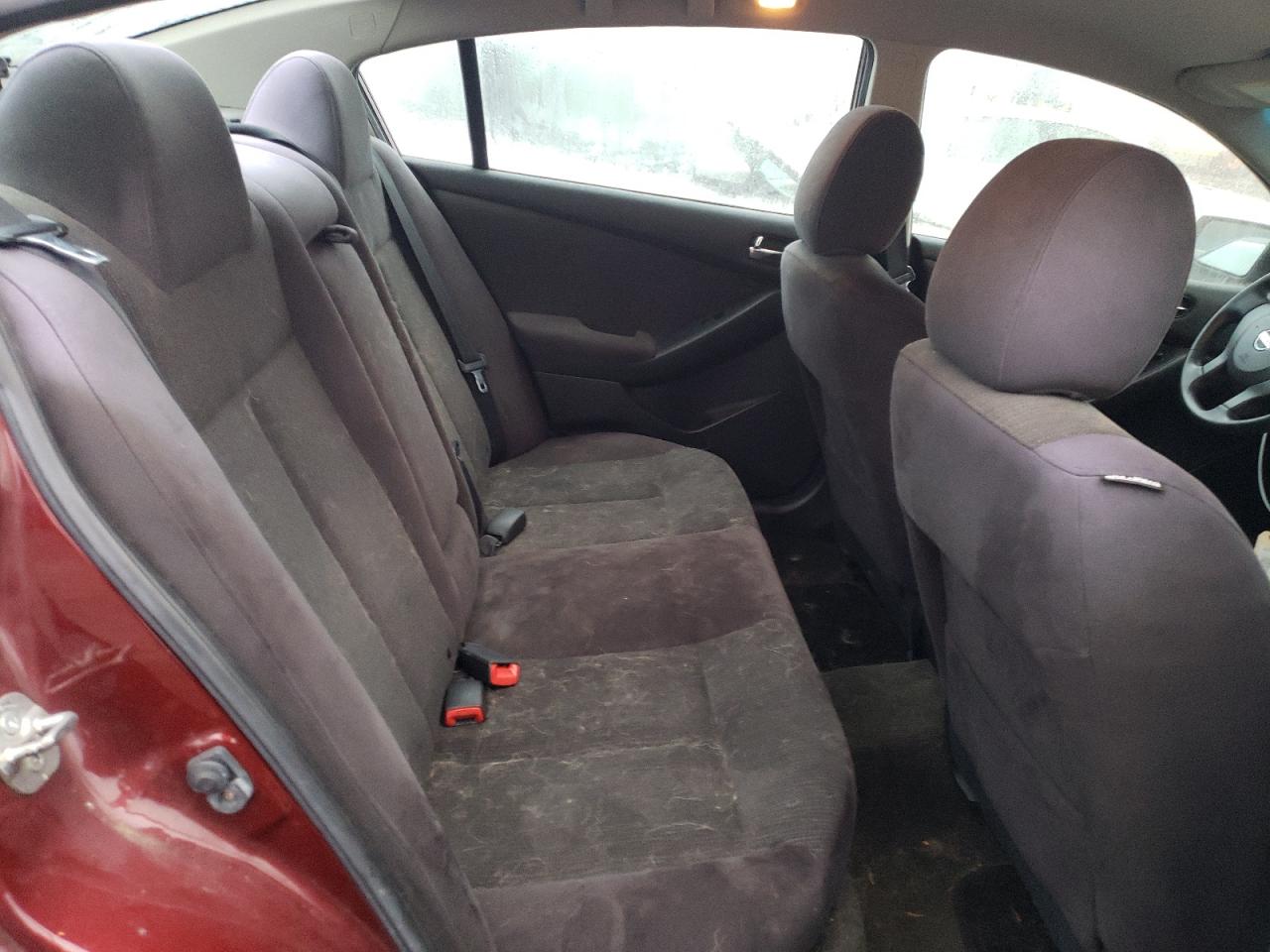 2011 Nissan Altima - Image 10