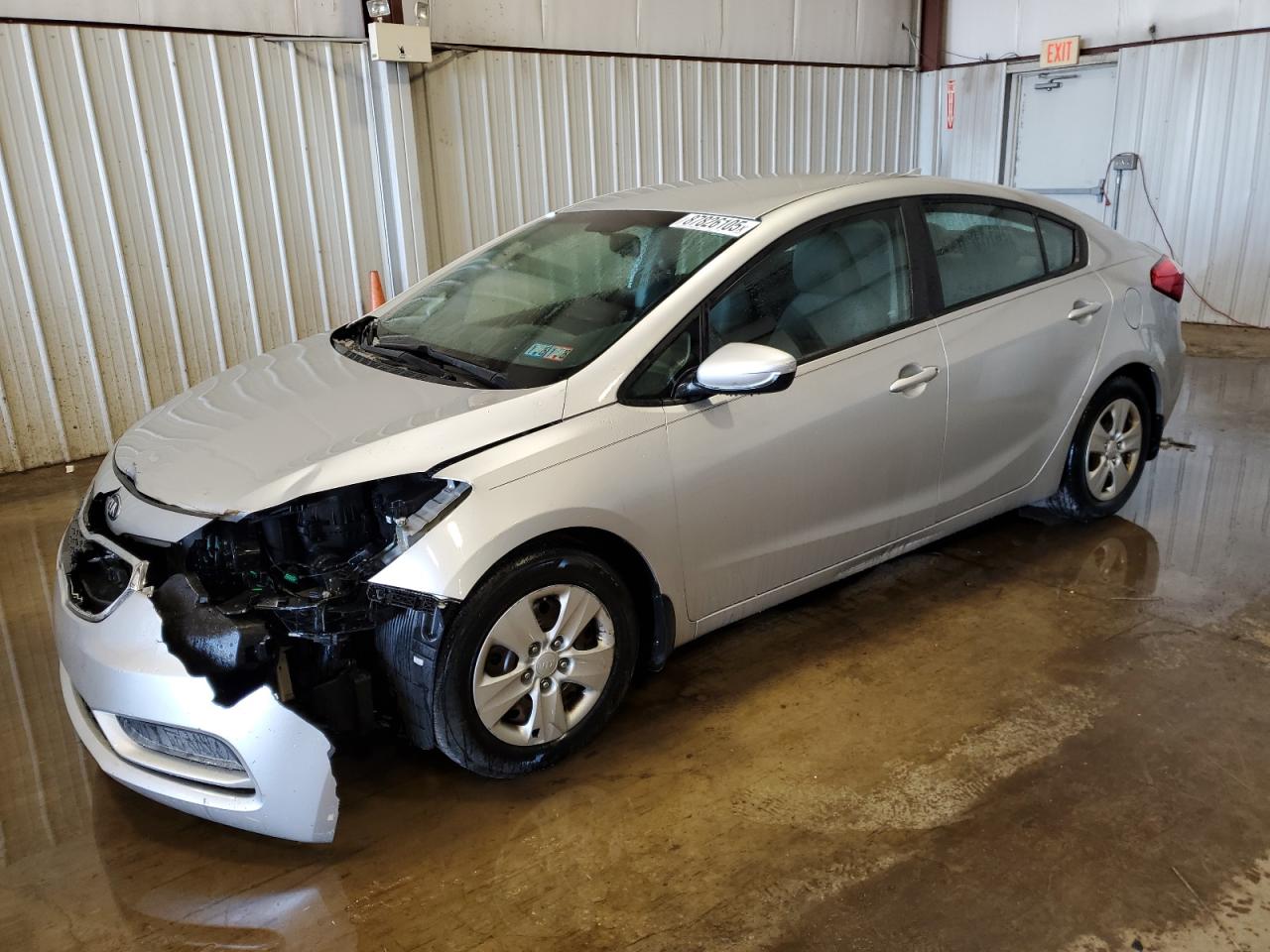 VIN KNAFK4A60F5337727 2015 KIA FORTE no.1