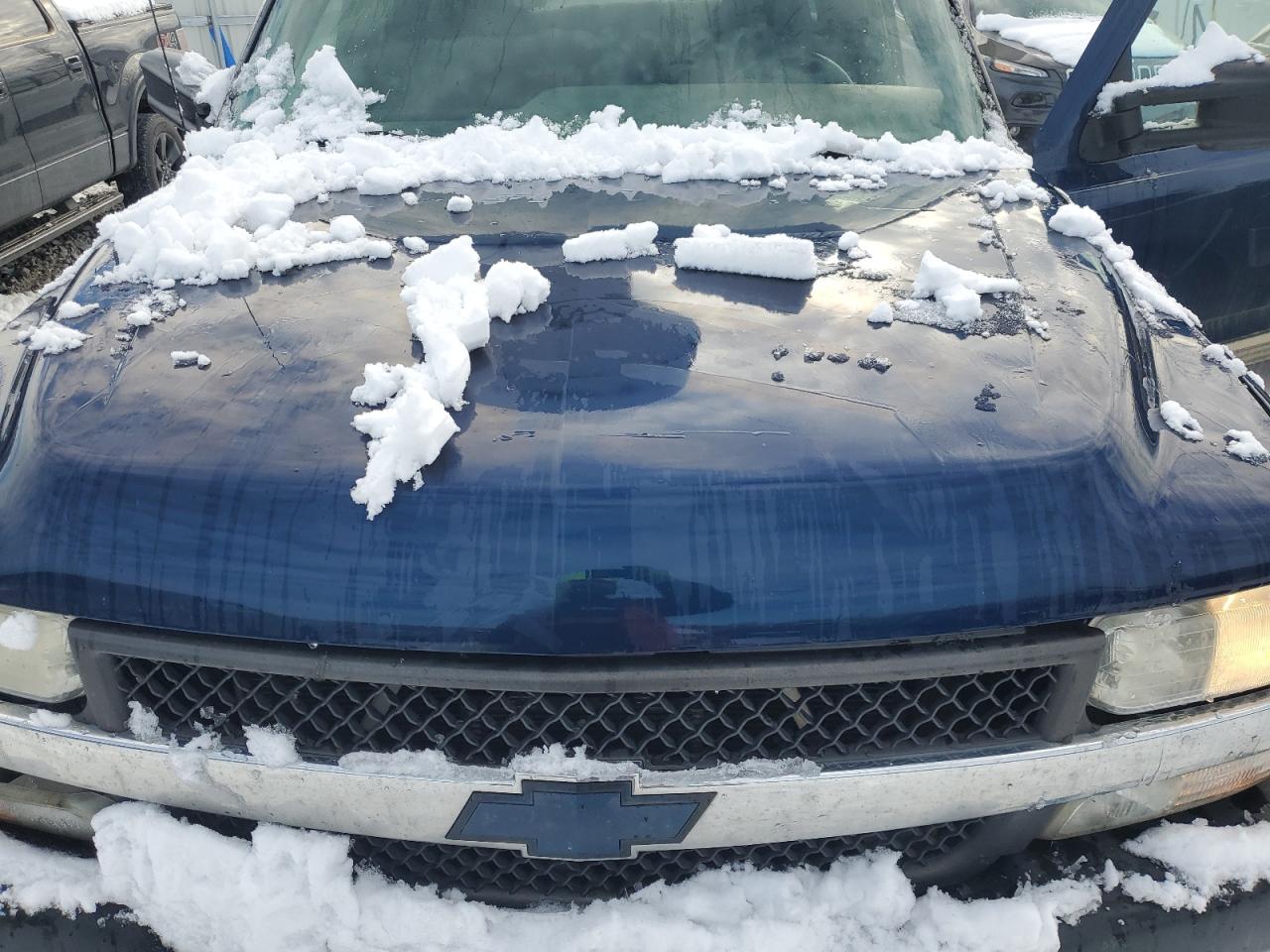 2001 Chevrolet Silverado - Image 11