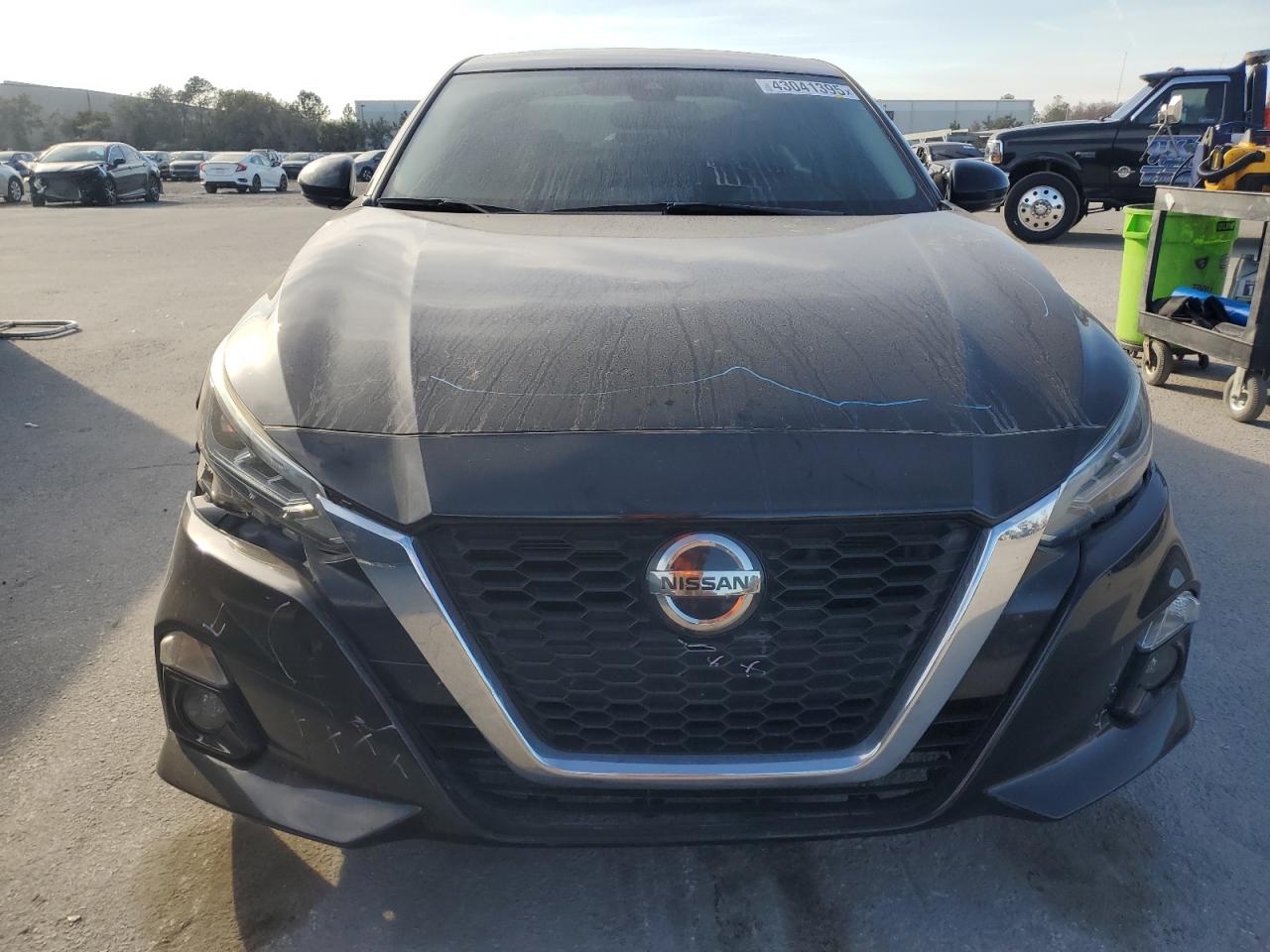 2019 Nissan Altima - Image 5