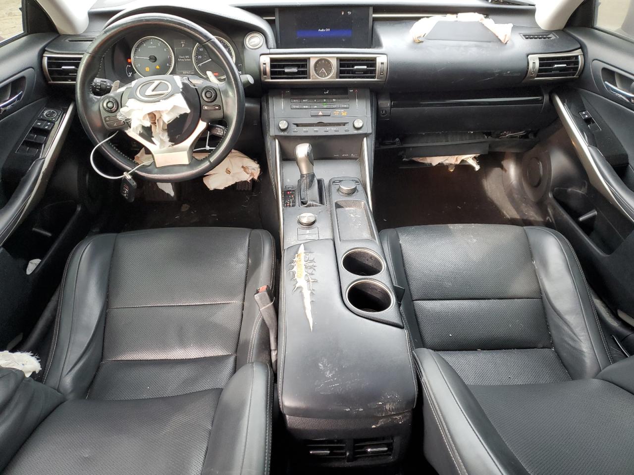 2015 Lexus IS - Image 8
