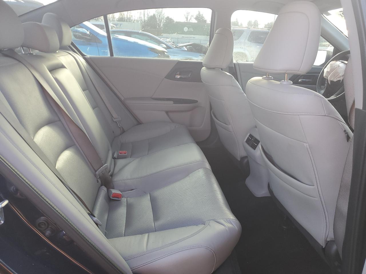 2015 Honda Accord - Image 10