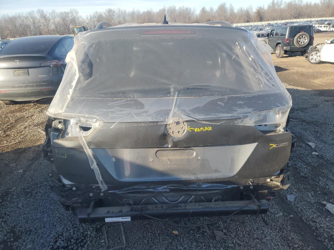 2021 Volkswagen Tiguan - Image 6