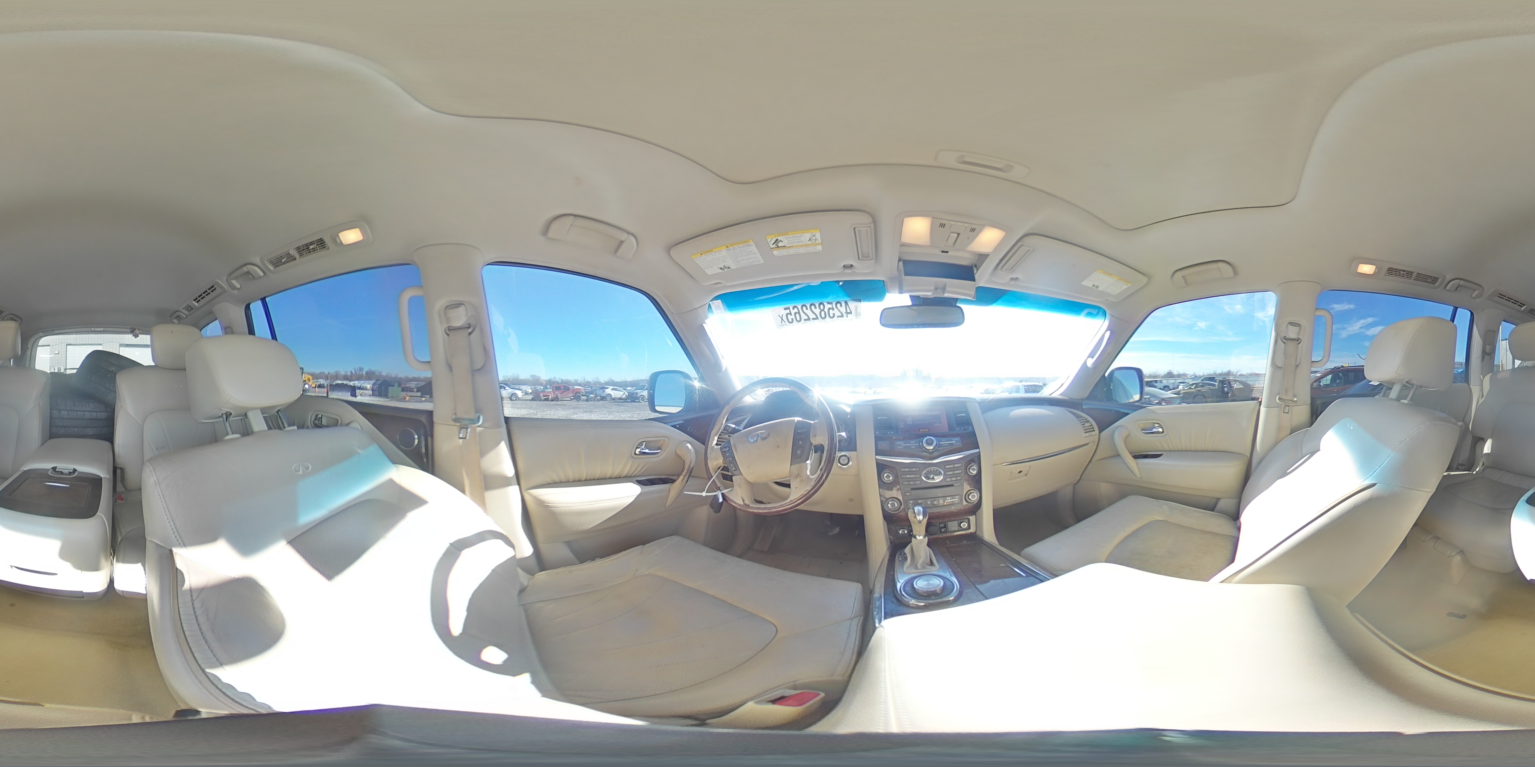 2012 Infiniti QX56 - Image 14