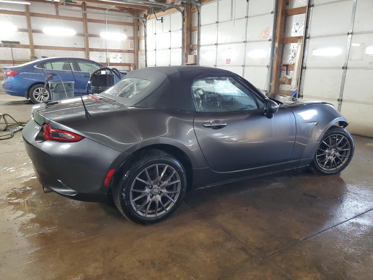 2019 Mazda MX-5 - Image 3