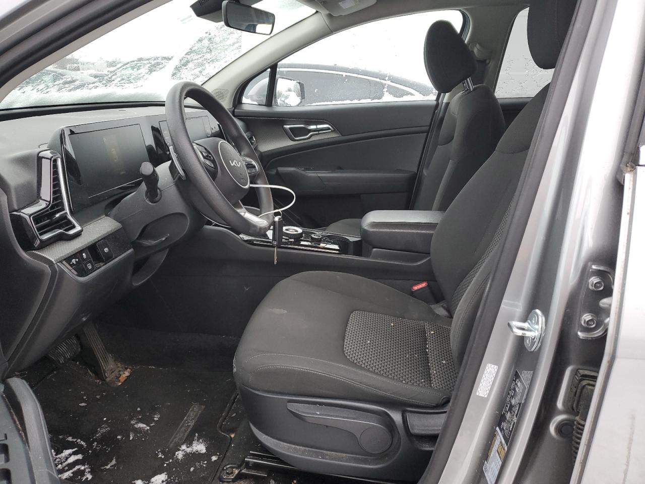 2023 Kia Sportage - Image 7