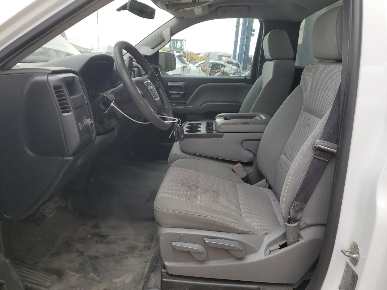 2017 GMC Sierra - Image 7