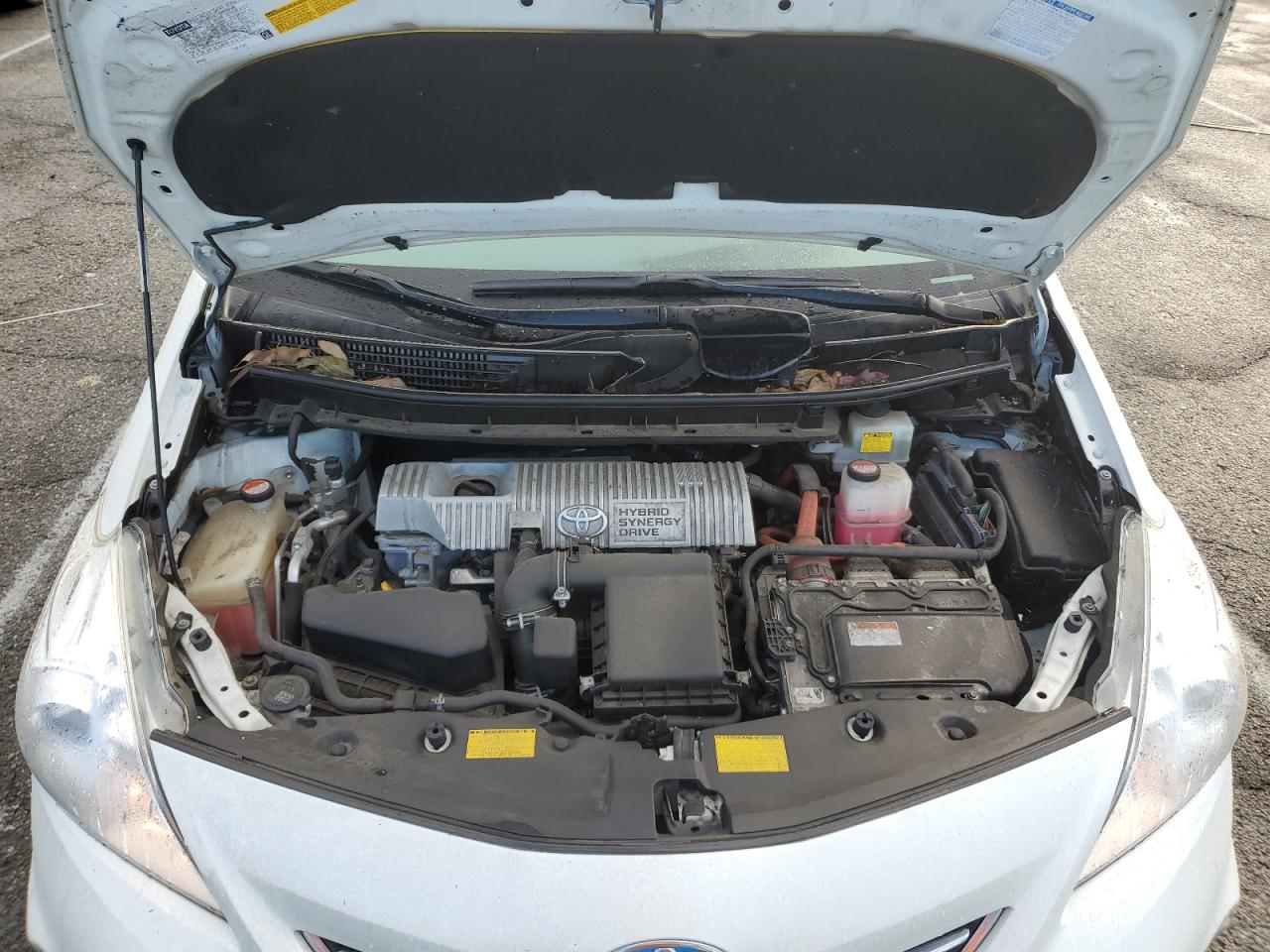 2014 Toyota Prius - Image 11
