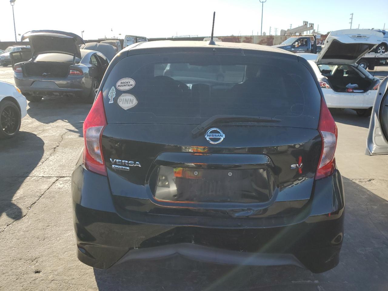 VIN 3N1CE2CP5HL361938 2017 NISSAN VERSA no.6