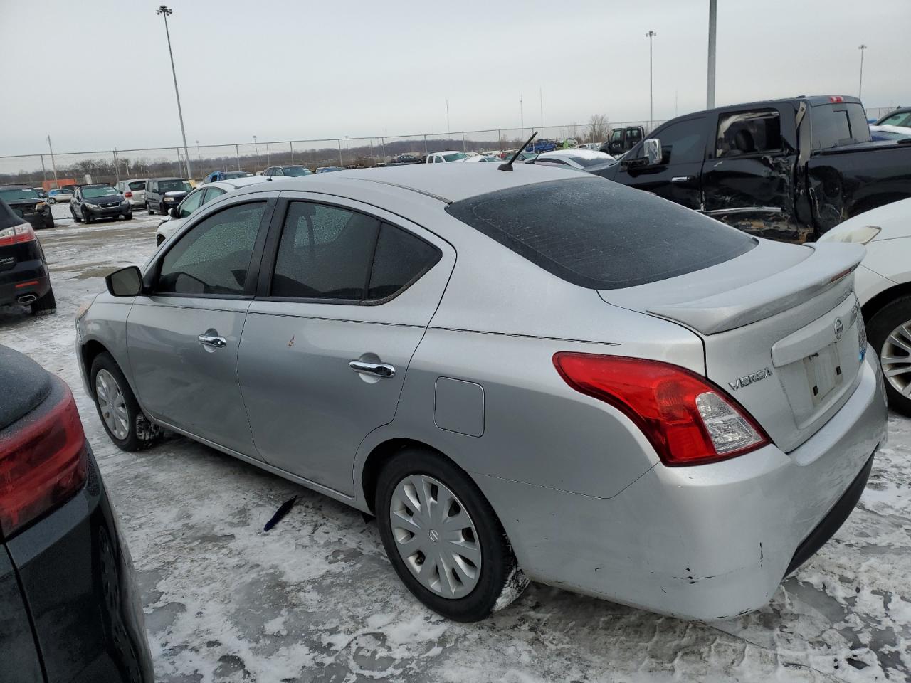 2016 Nissan Versa - Image 2