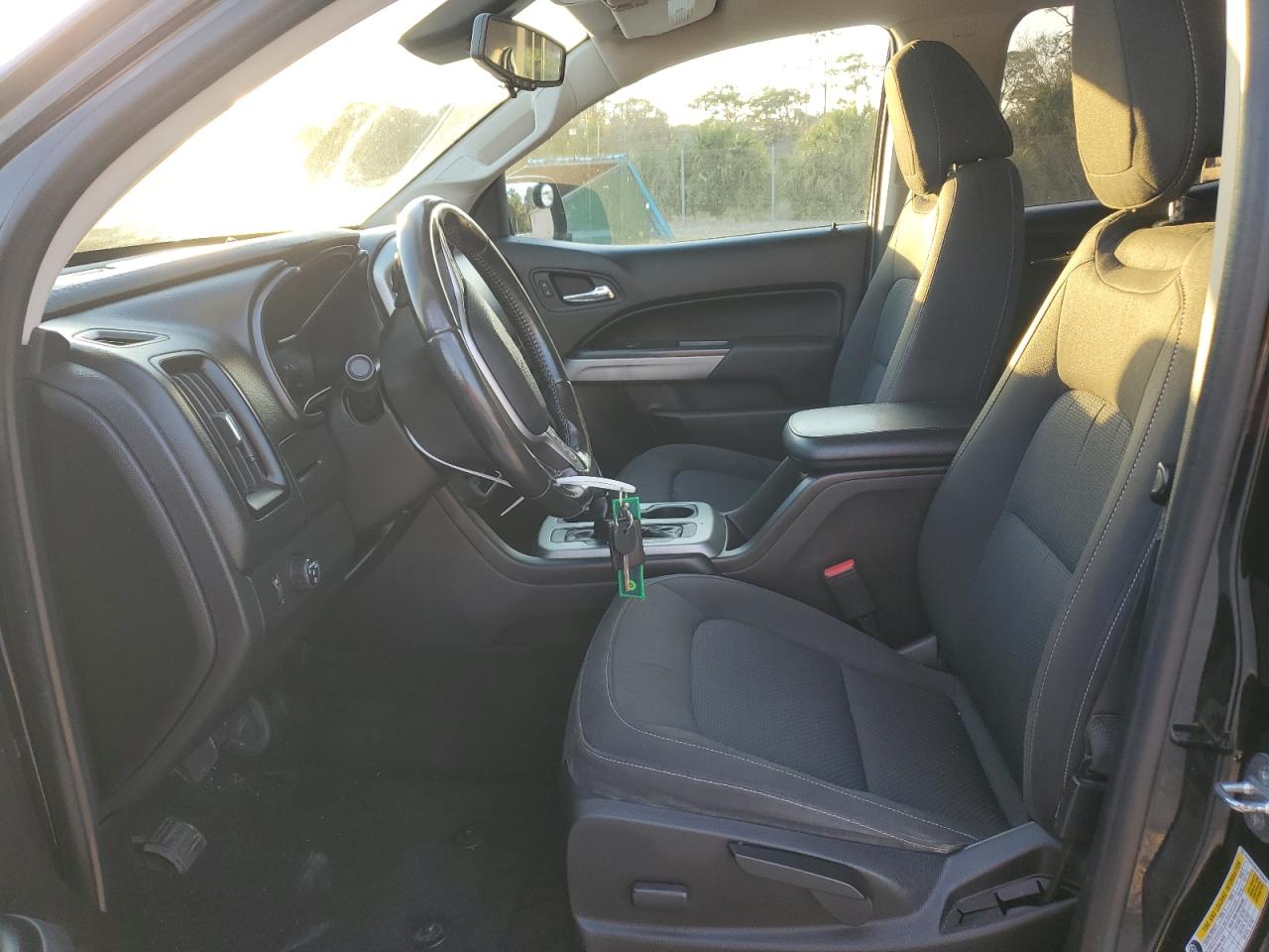 2017 Chevrolet Colorado - Image 7