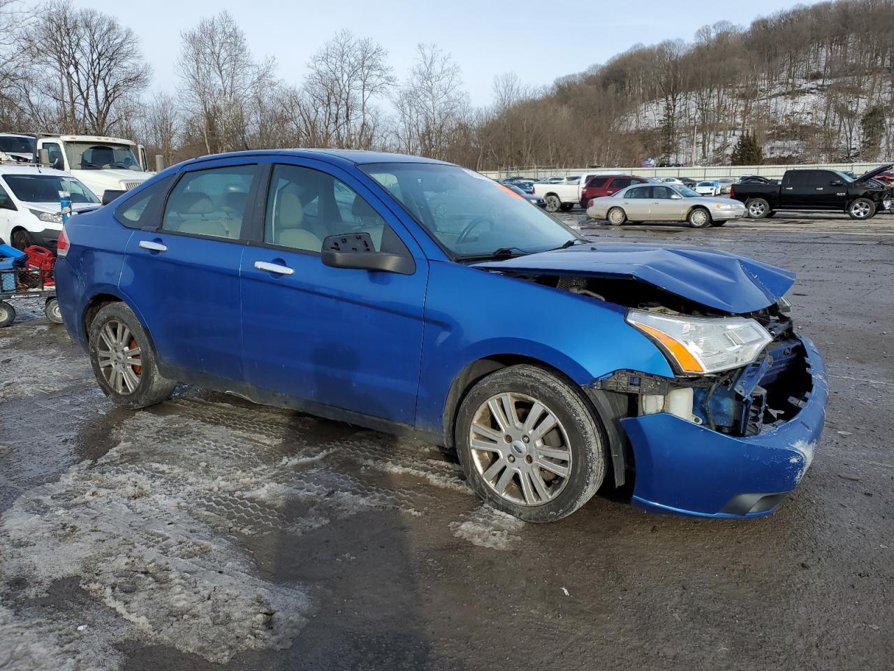 2010 Ford Focus - Image 4