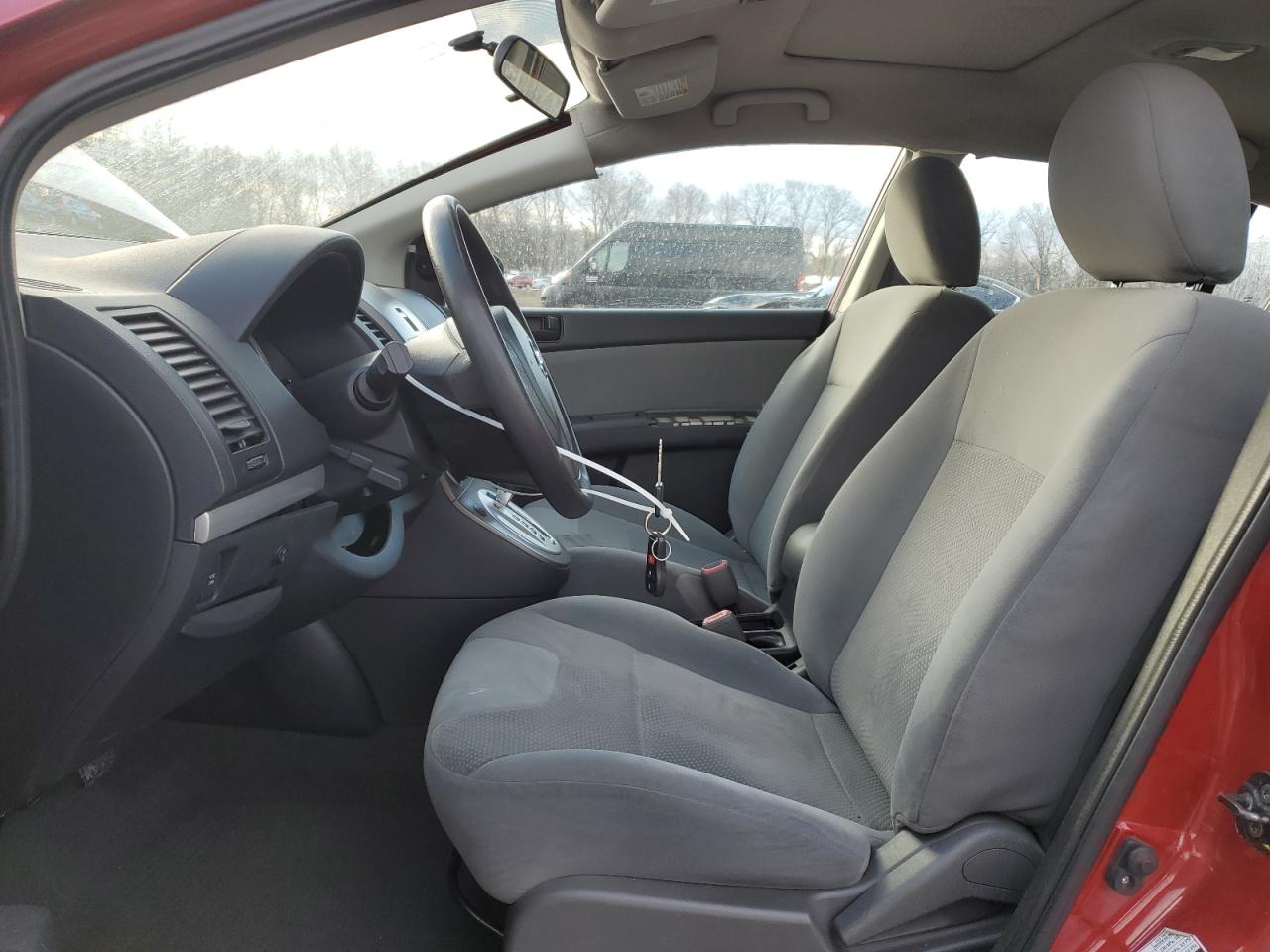 2010 Nissan Sentra - Image 7