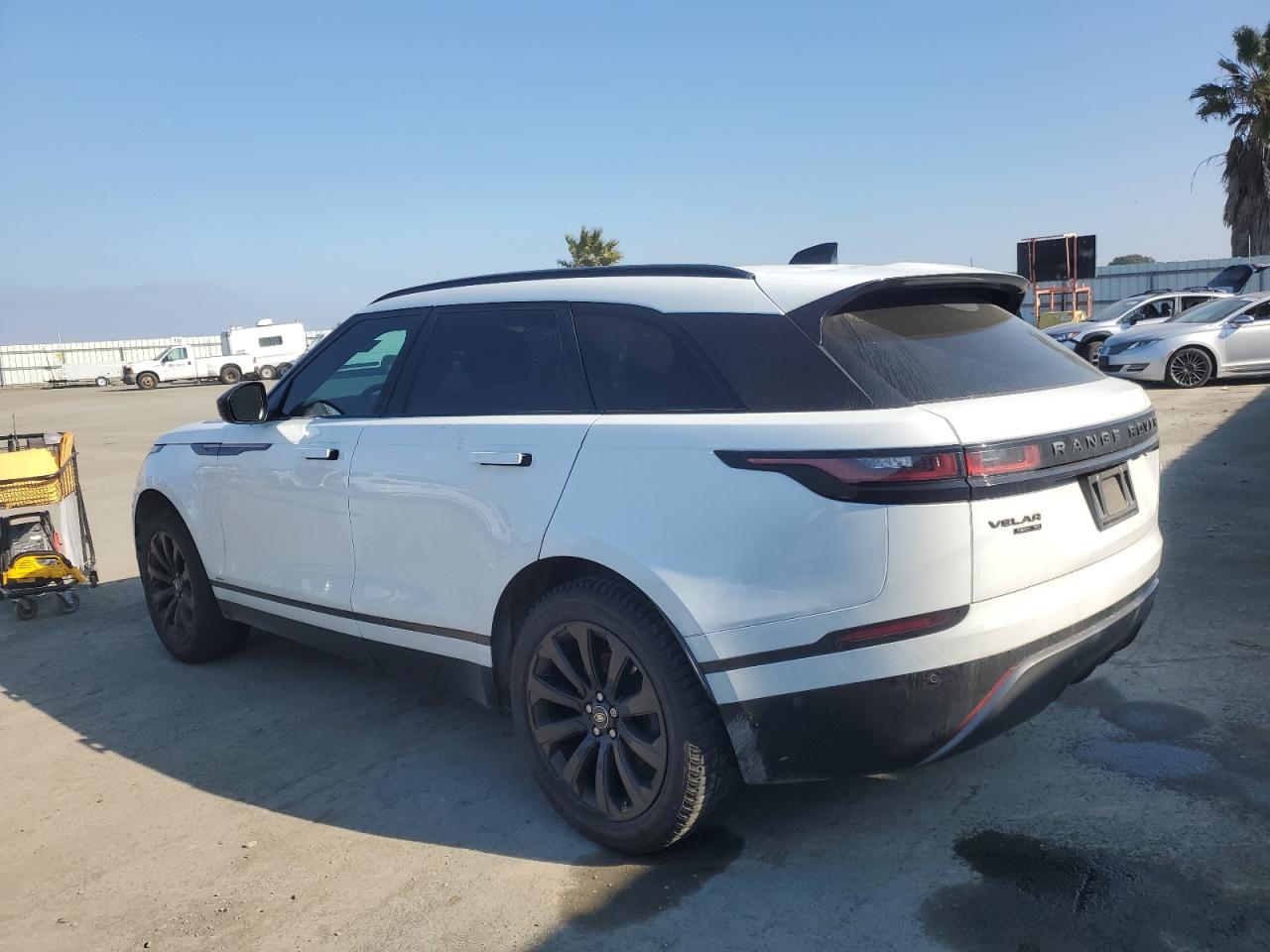 2018 Land Rover Range Rover - Image 2