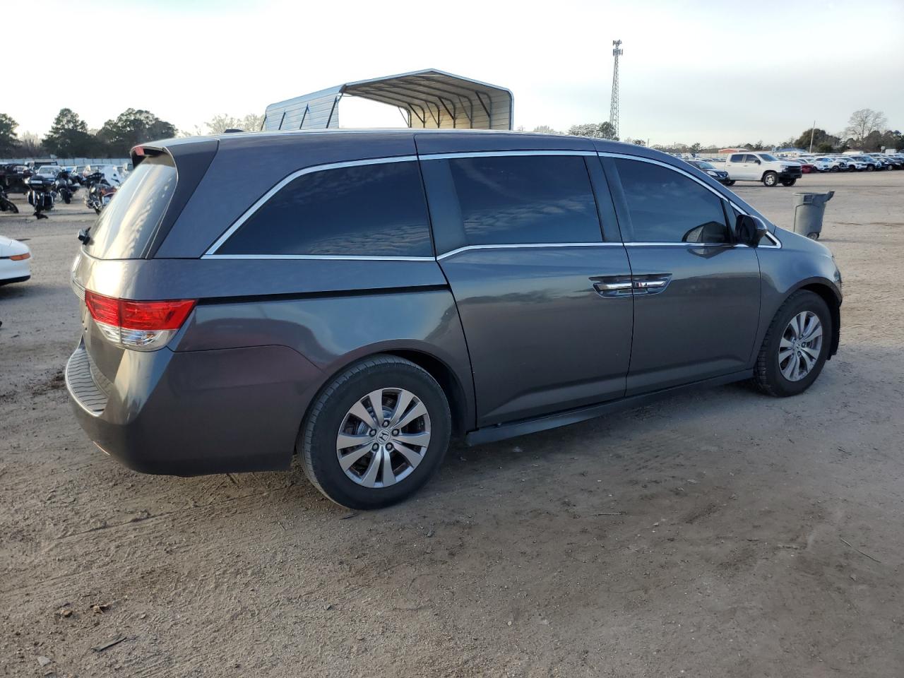 2016 Honda Odyssey - Image 3