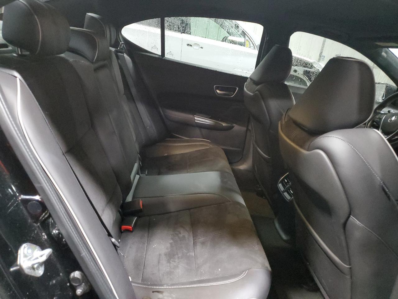 2018 Acura TLX - Image 10