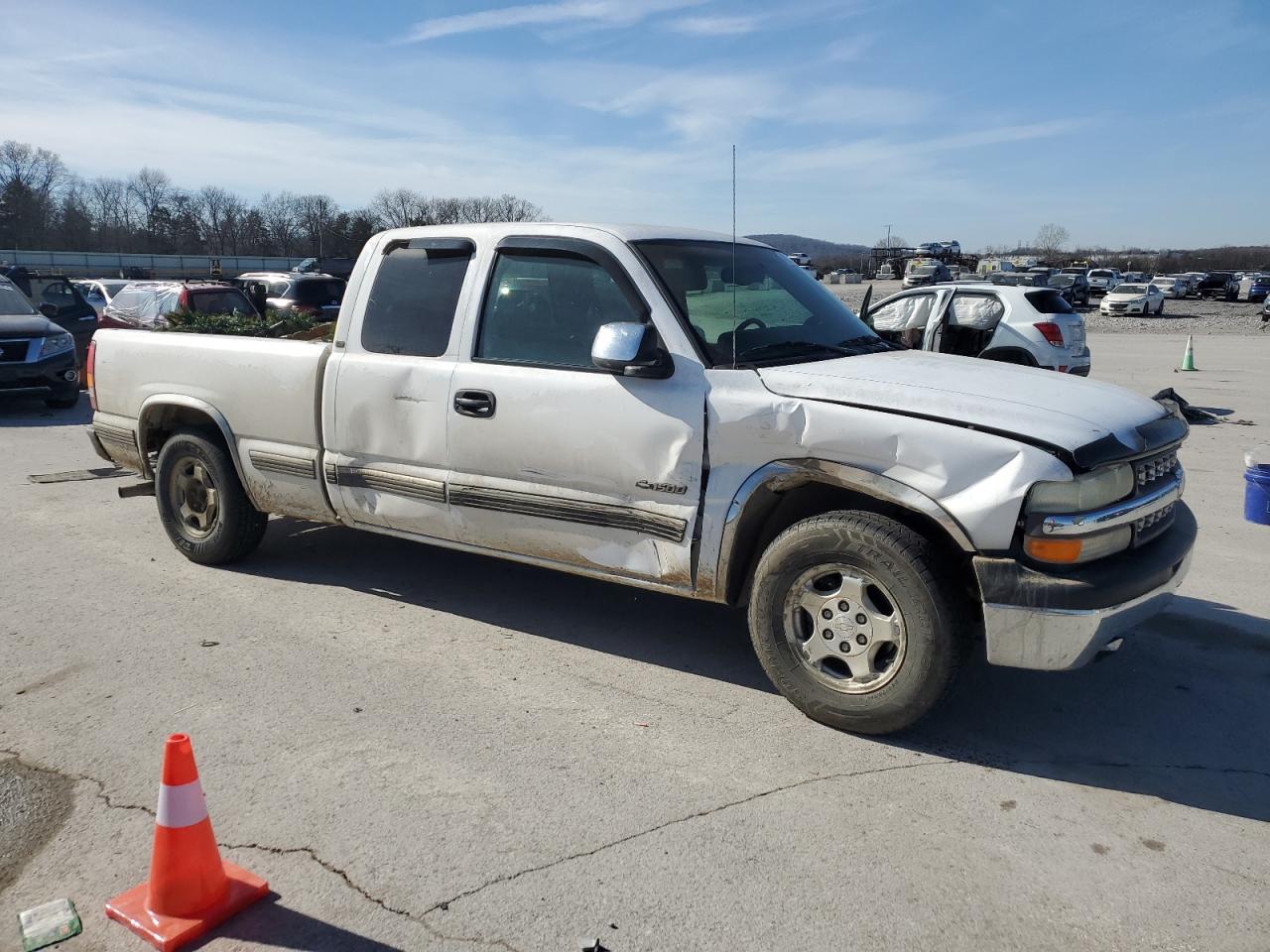 1999 Chevrolet Silverado - Image 4