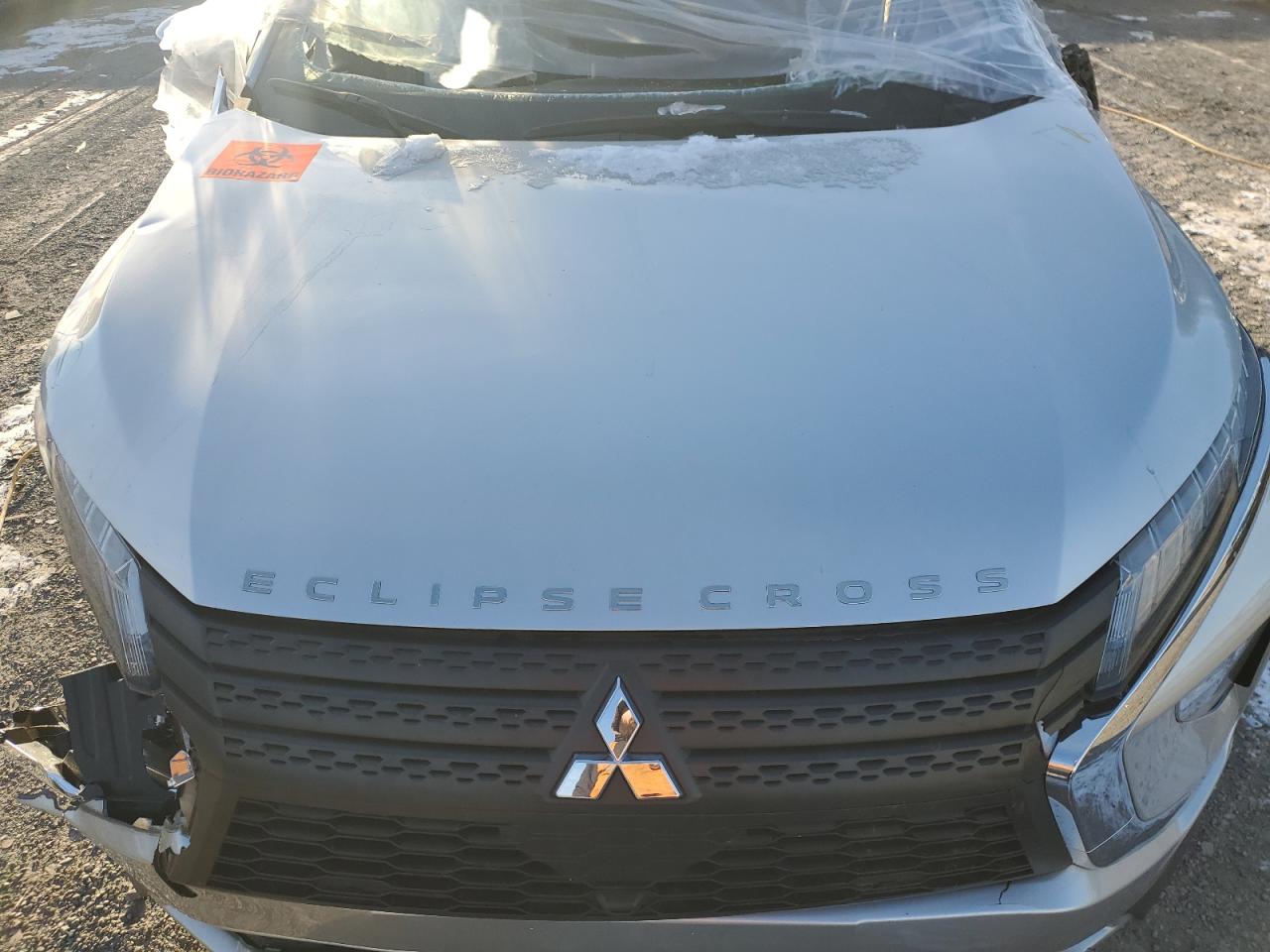 2022 Mitsubishi Eclipse - Image 13