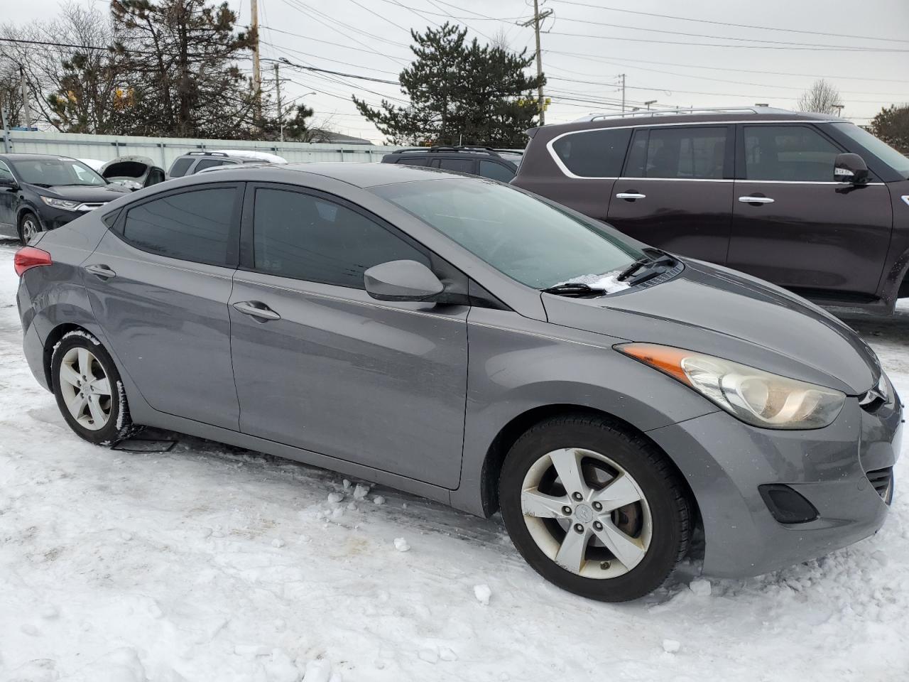 VIN 5NPDH4AEXDH233906 2013 HYUNDAI ELANTRA no.4