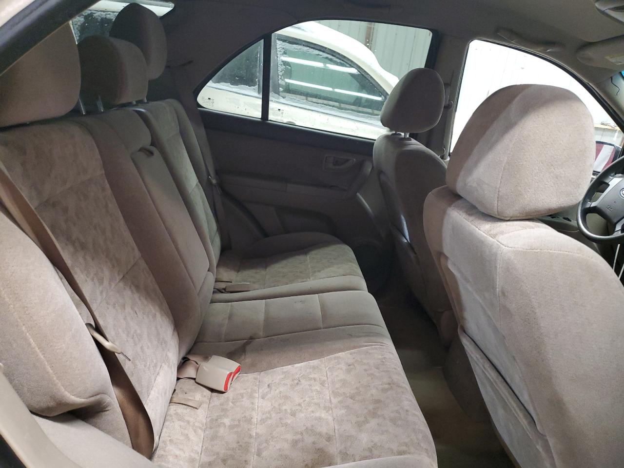 2007 Kia Sorento - Image 11