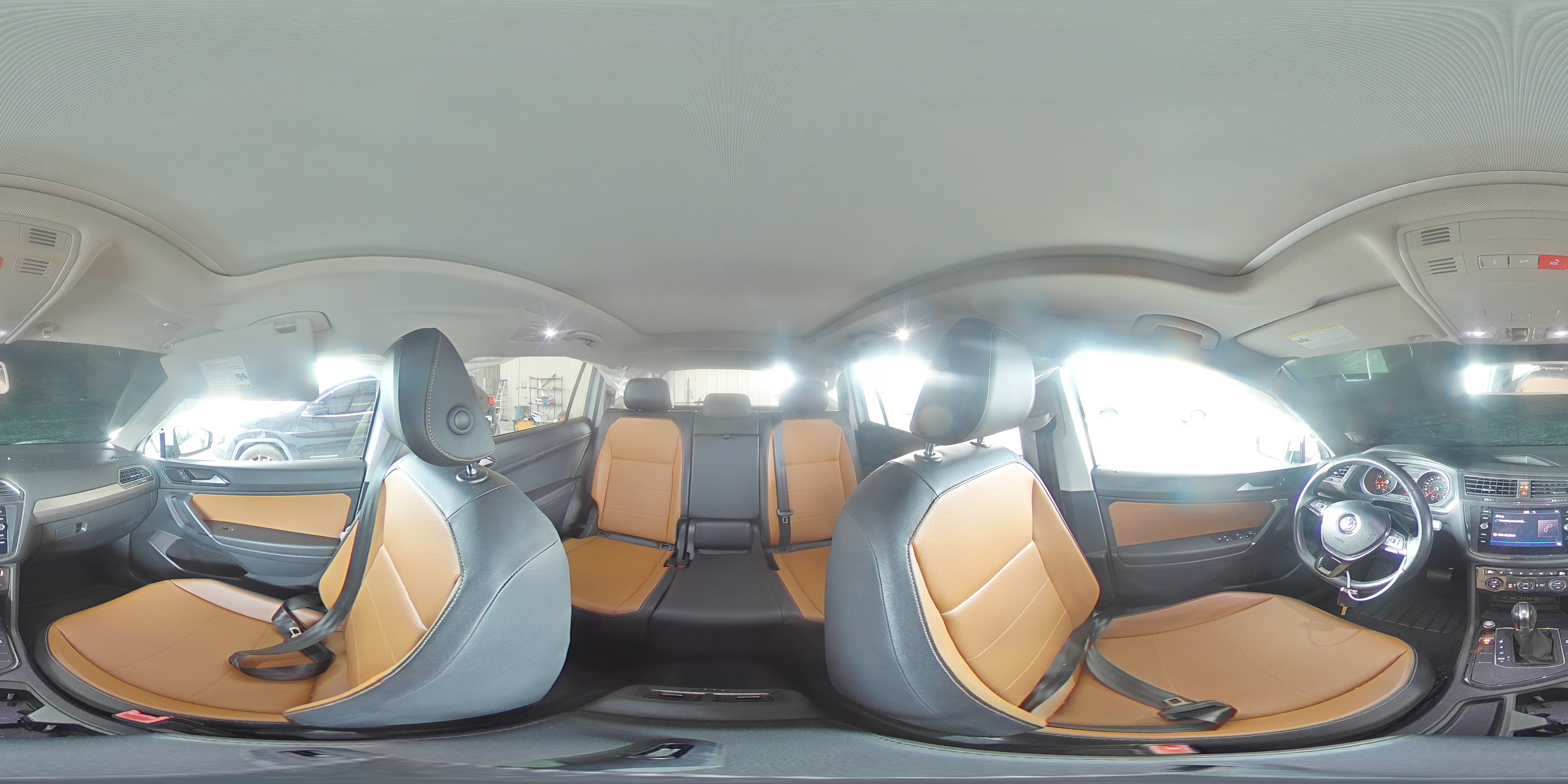 2018 Volkswagen Tiguan - Image 14