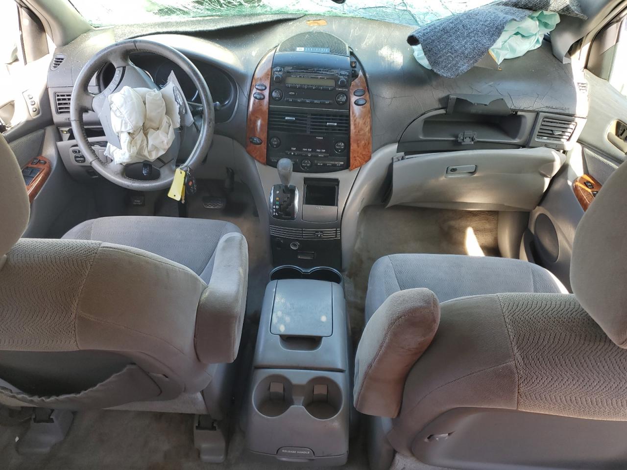 2006 Toyota Sienna - Image 8
