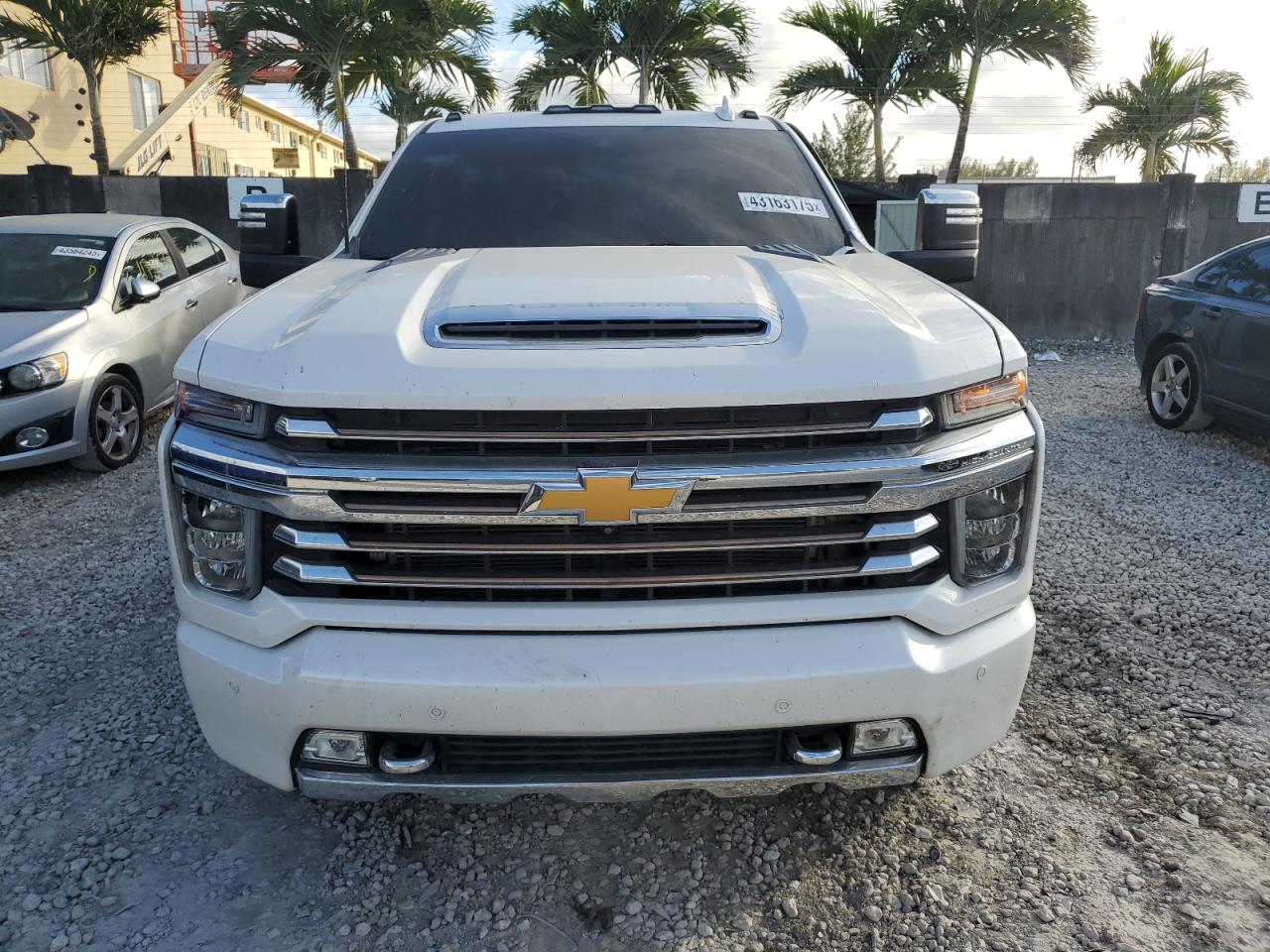 2020 Chevrolet Silverado - Image 5