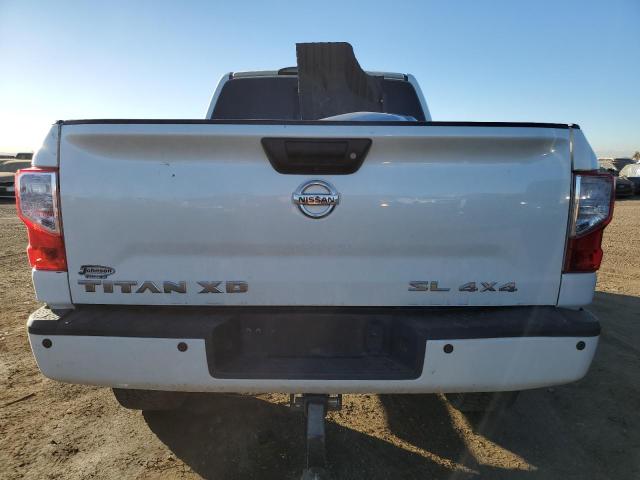 Пикапы NISSAN TITAN 2016 Белый