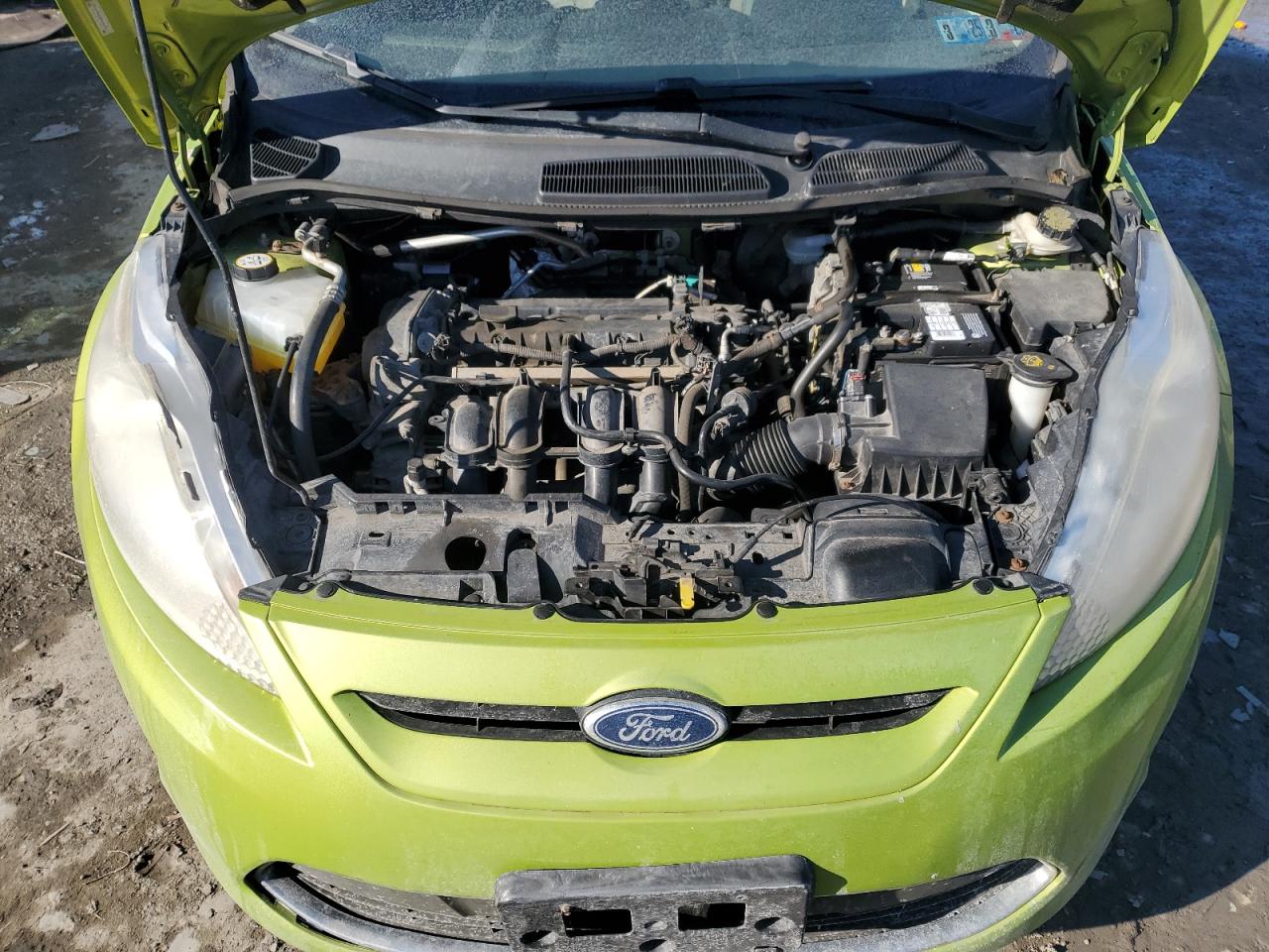 2011 Ford Fiesta - Image 11