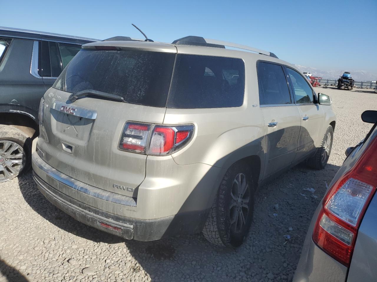 2013 GMC Acadia - Image 3