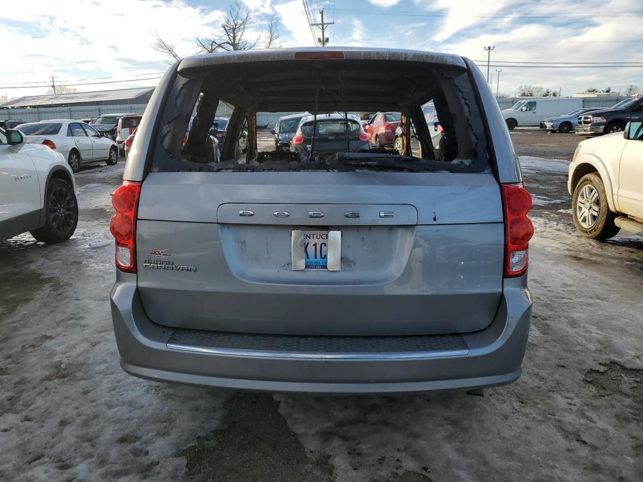 2015 Dodge Caravan - Image 6