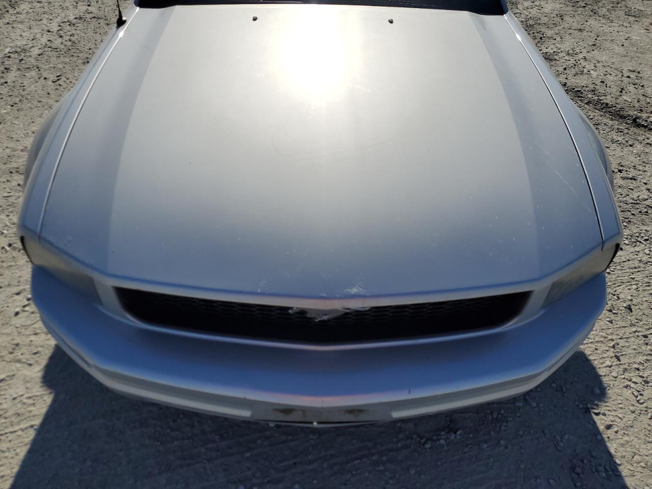 2007 Ford Mustang - Image 11