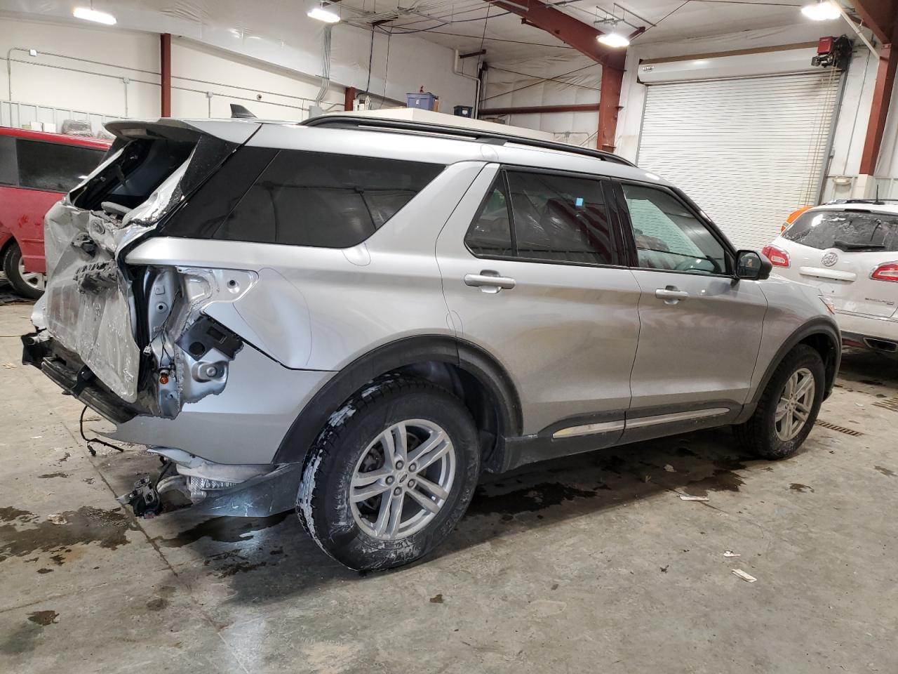 2023 Ford Explorer - Image 3