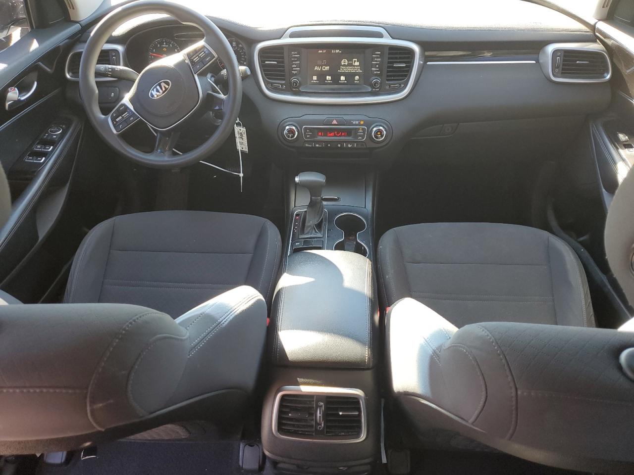 2019 Kia Sorento - Image 8