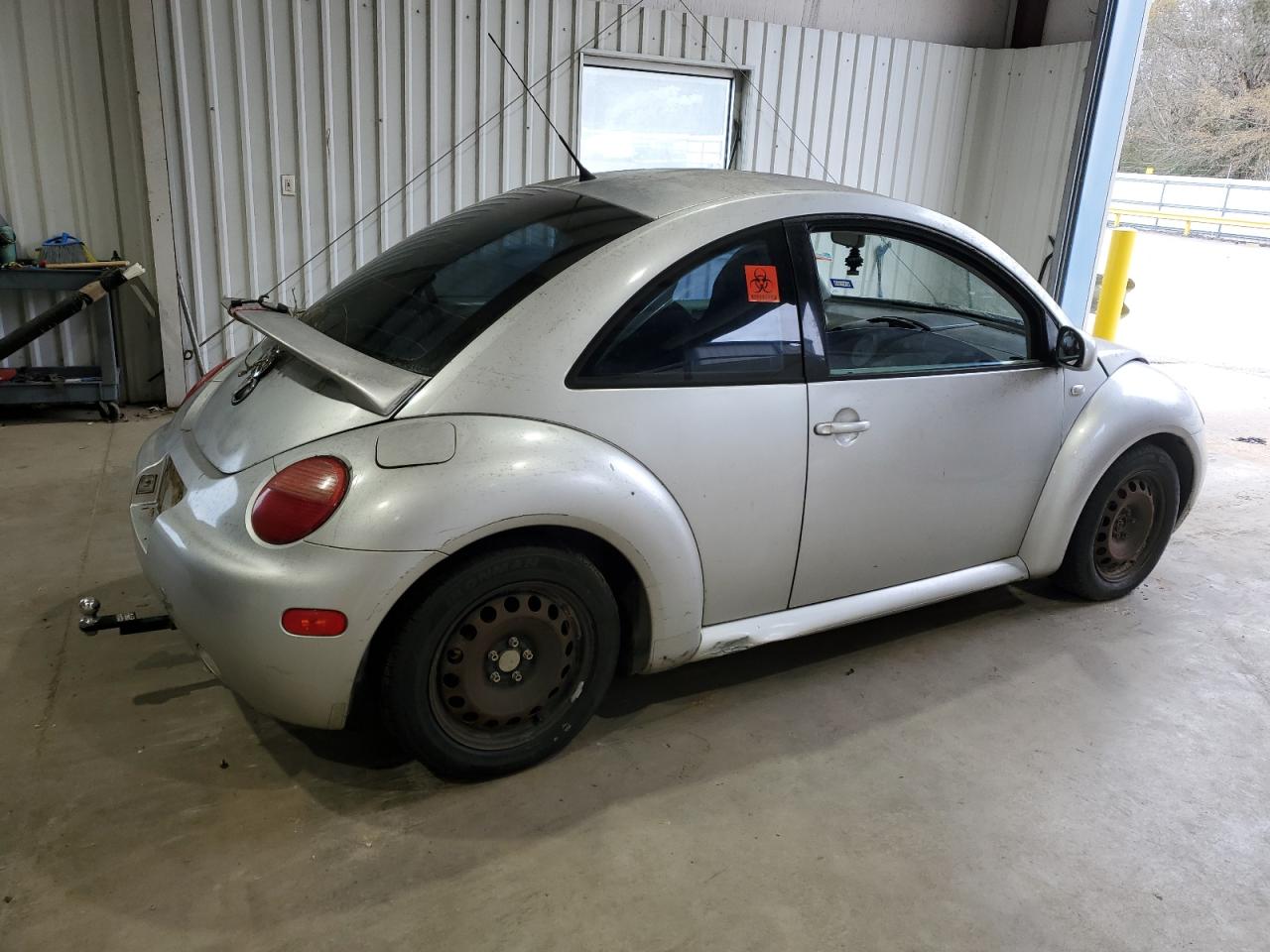 2001 Volkswagen Beetle - Image 3