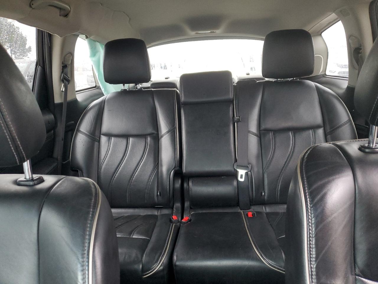 2016 Infiniti QX60 - Image 10