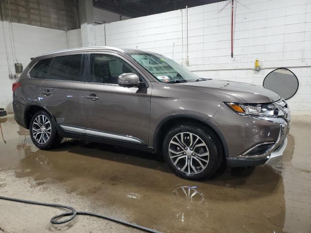  MITSUBISHI OUTLANDER 2018 Коричневый
