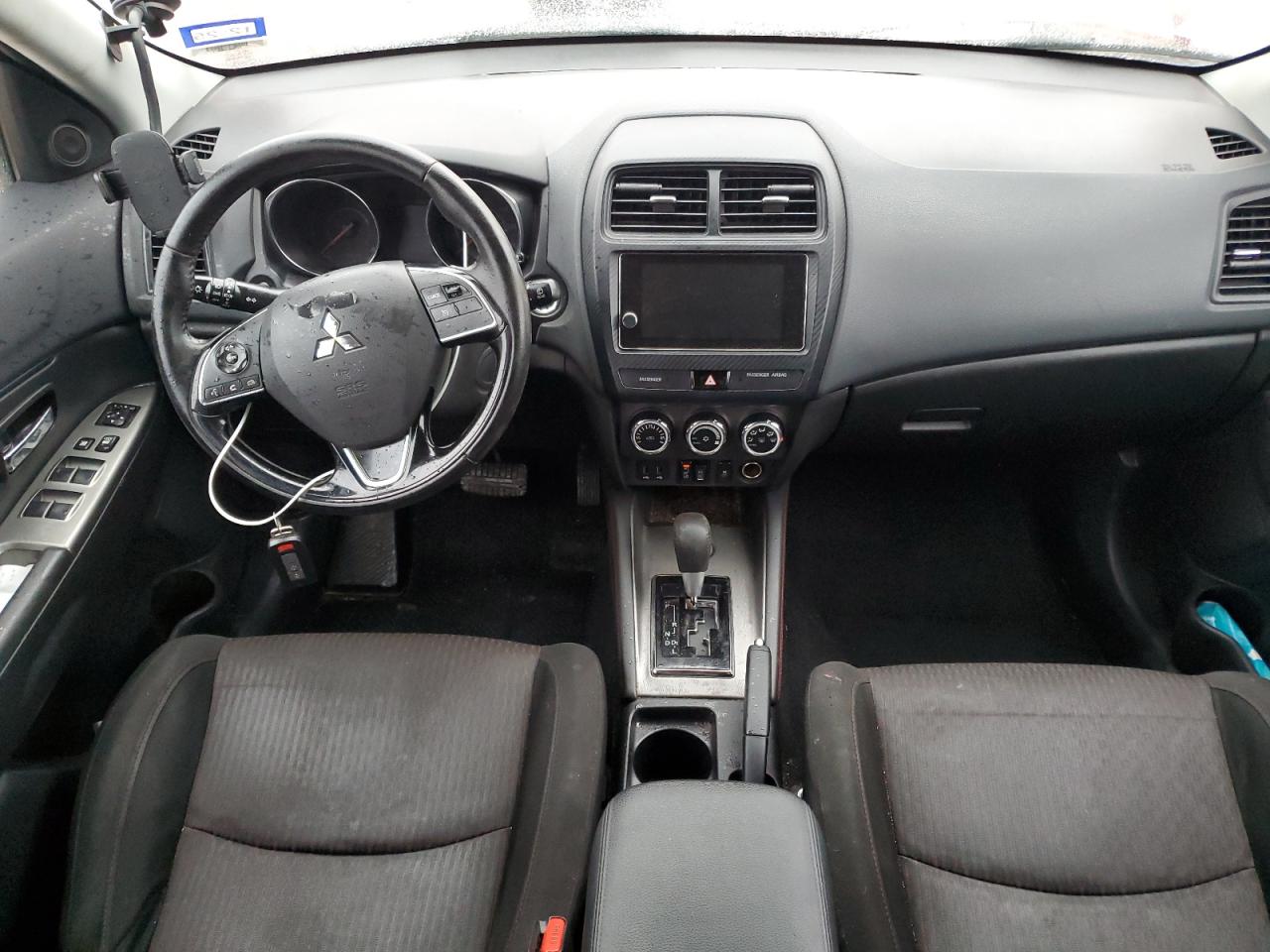 2019 Mitsubishi Outlander - Image 8