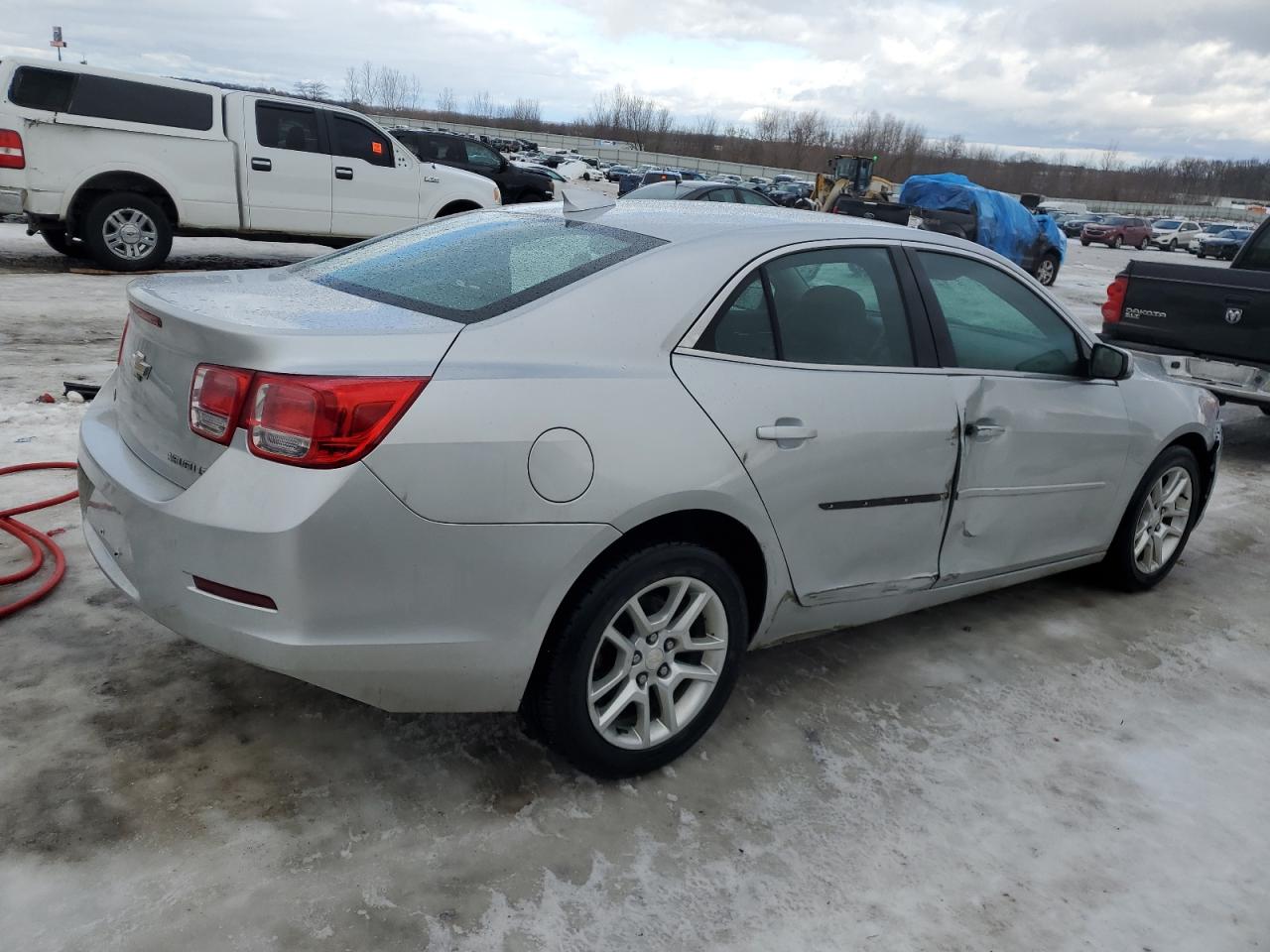2016 Chevrolet Malibu - Image 3