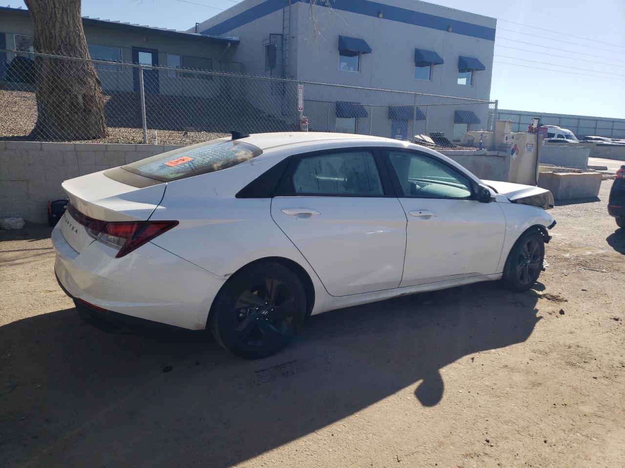 2021 Hyundai Elantra - Image 3