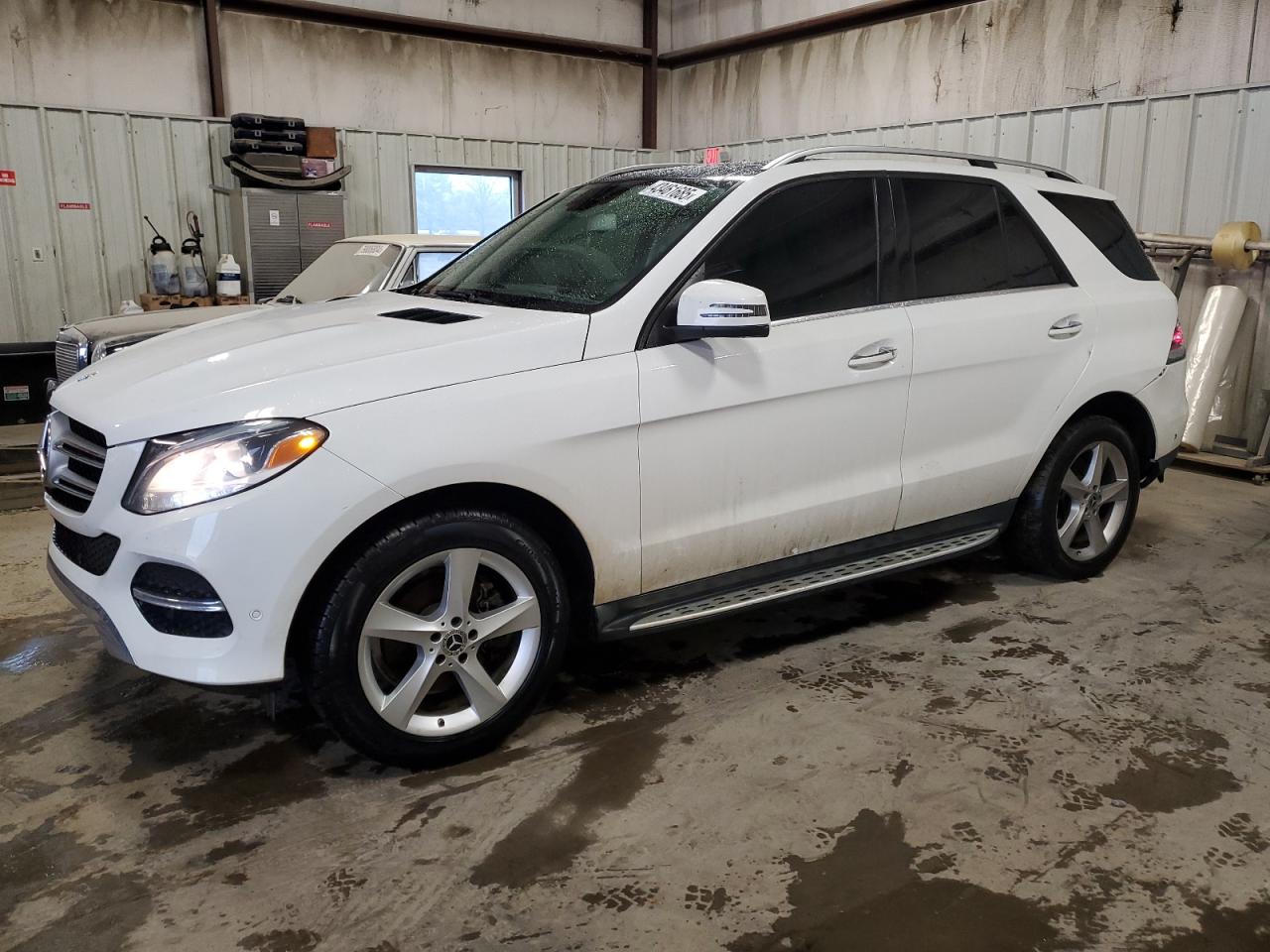2018 Mercedes-Benz GLE - Image 1