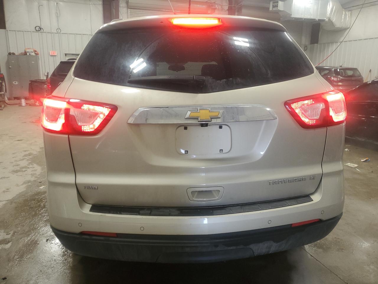2014 Chevrolet Traverse - Image 6