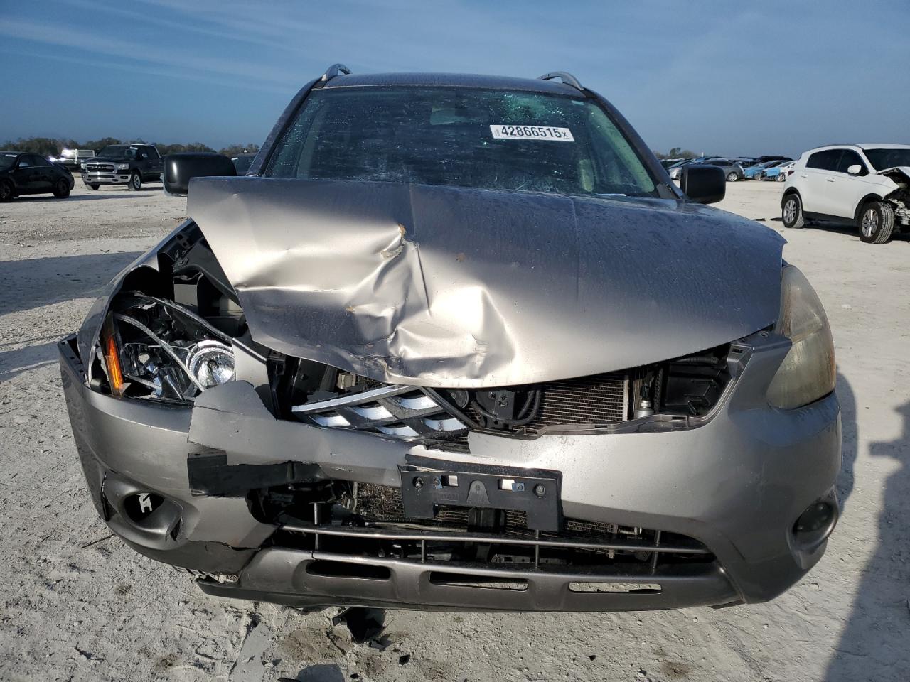 2015 Nissan Rogue - Image 5