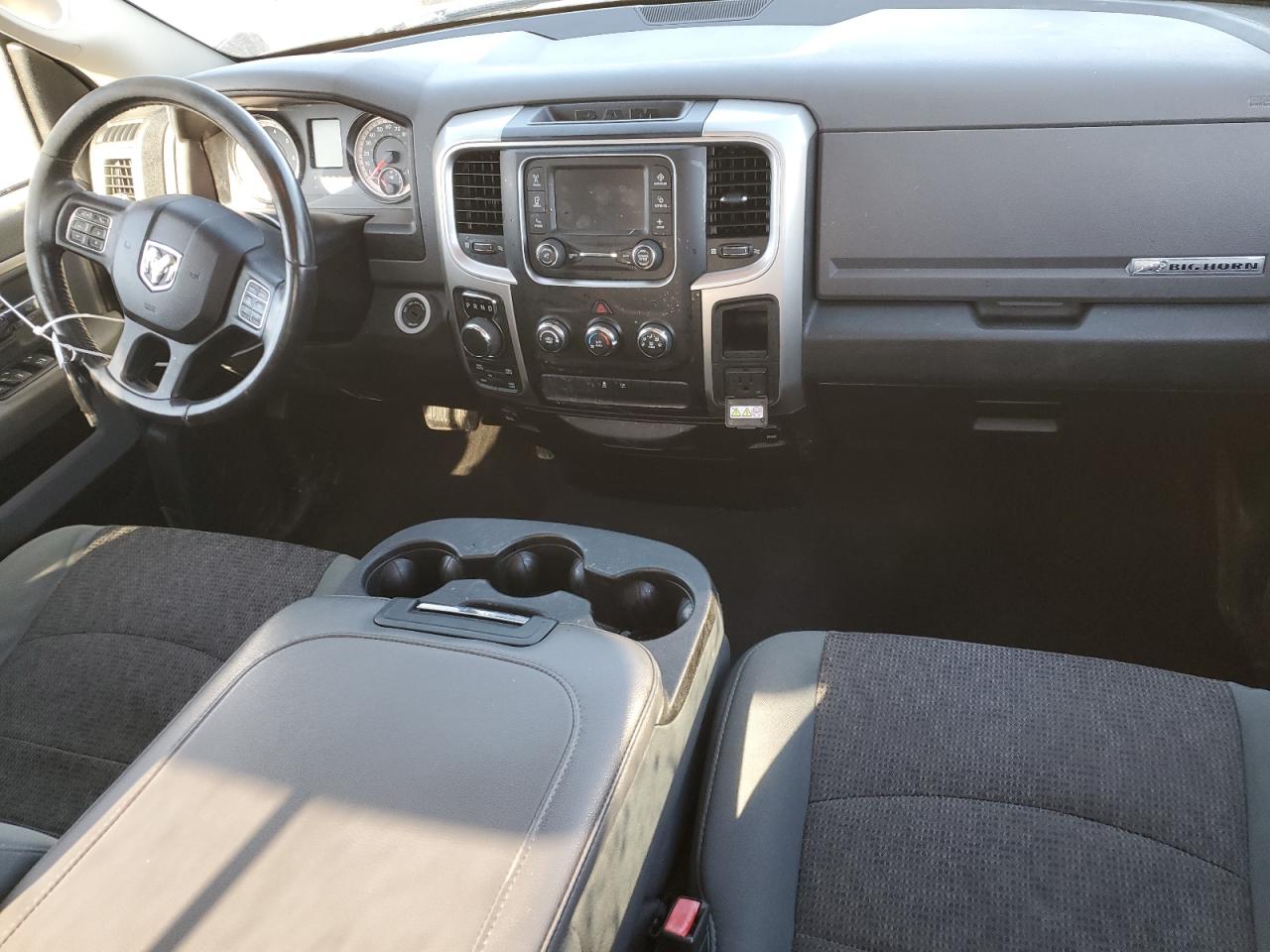 2016 RAM 1500 - Image 8