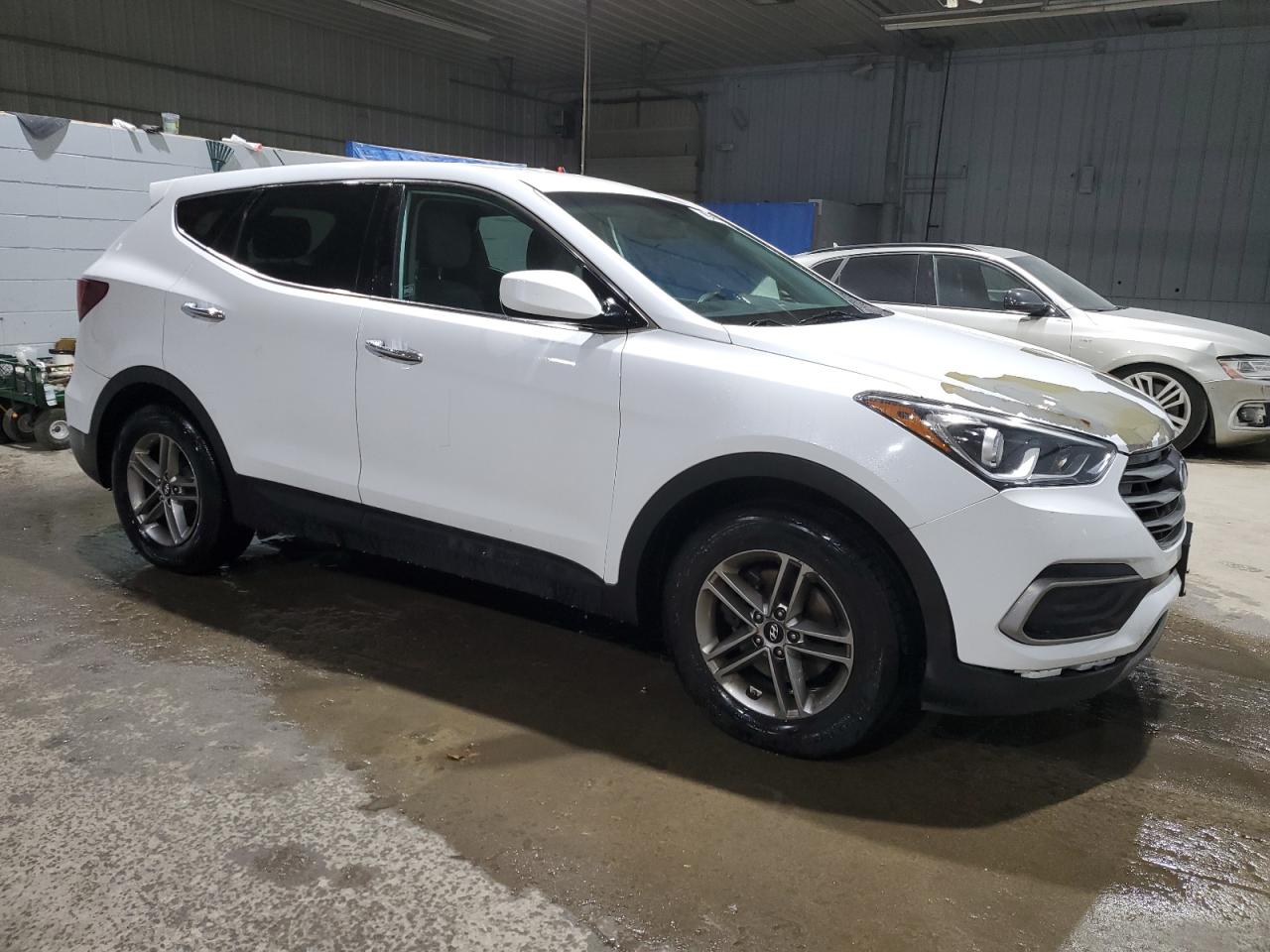 2018 Hyundai Santa Fe - Image 4