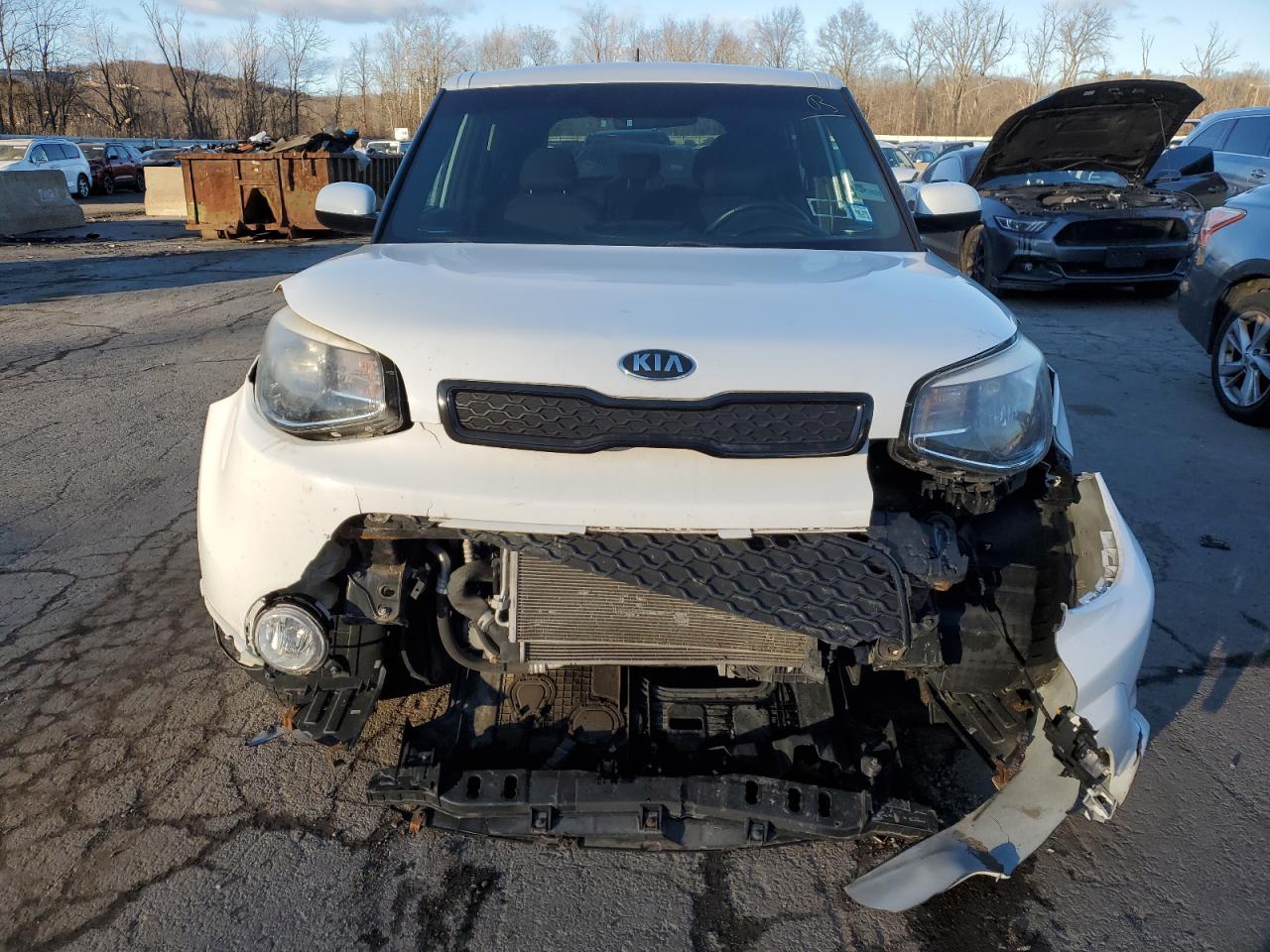 VIN KNDJP3A57G7352747 2016 KIA SOUL no.5